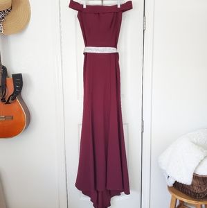 Burgundy long bridesmaids gown dress with train